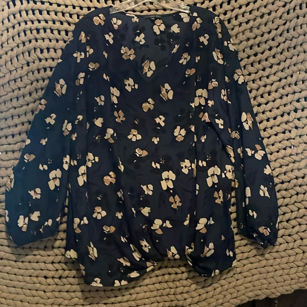 Women’s blouse